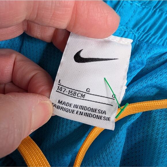 Nike Boys' Shift Breaker Volley Swim Shorts Large - Picture 4 of 6